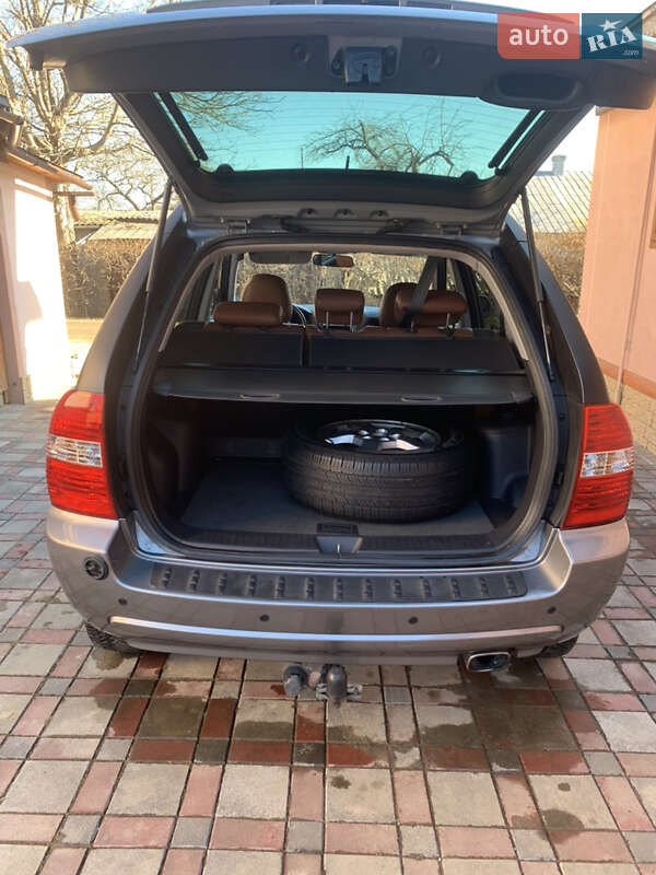 Позашляховик / Кросовер Kia Sportage 2007 в Івано-Франківську