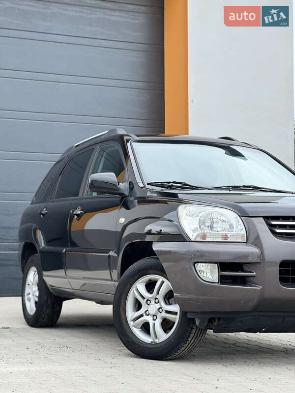 Позашляховик / Кросовер Kia Sportage 2007 в Рівному