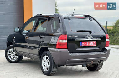 Внедорожник / Кроссовер Kia Sportage 2007 в 