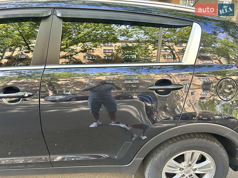 Внедорожник / Кроссовер Kia Sportage 2012 в Николаеве