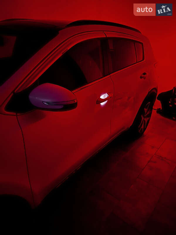 Внедорожник / Кроссовер Kia Sportage 2016 в Одессе