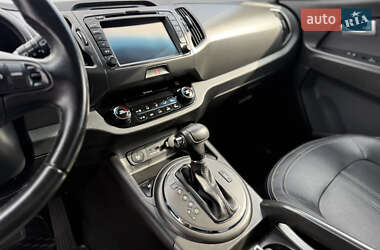 Внедорожник / Кроссовер Kia Sportage 2011 в 