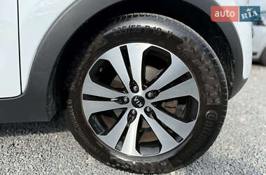 Внедорожник / Кроссовер Kia Sportage 2011 в 