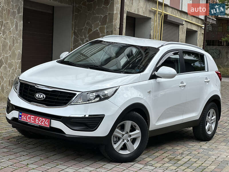 Внедорожник / Кроссовер Kia Sportage 2014 в Надворной