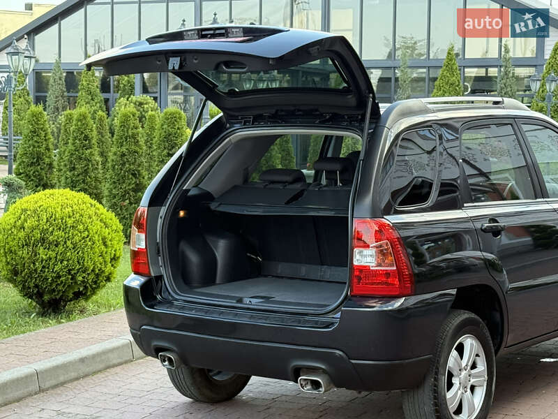 Позашляховик / Кросовер Kia Sportage 2009 в Стрию