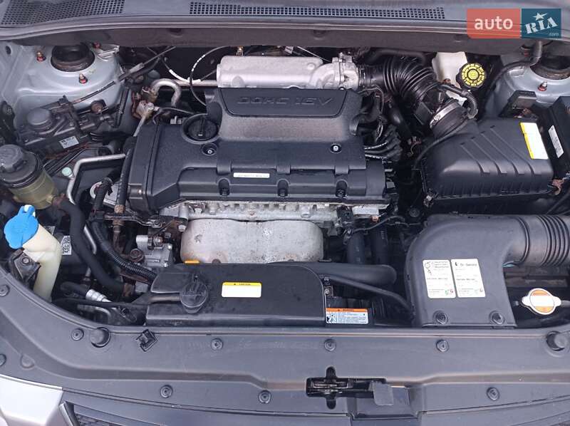 Внедорожник / Кроссовер Kia Sportage 2008 в Ракитном