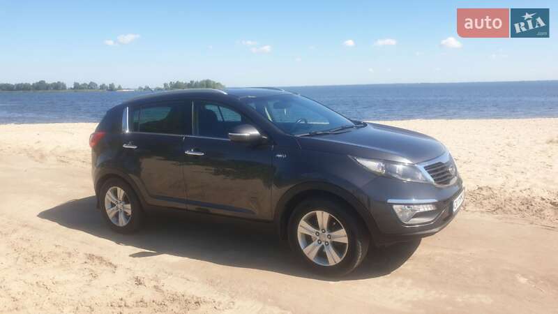 Позашляховик / Кросовер Kia Sportage 2011 в Черкасах