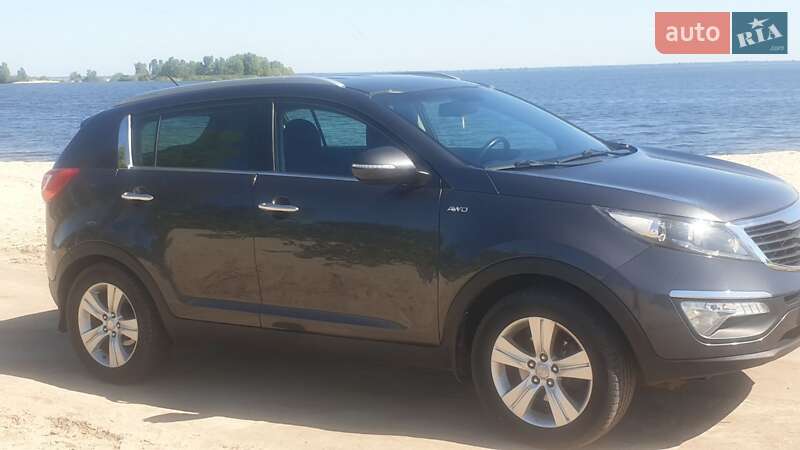 Позашляховик / Кросовер Kia Sportage 2011 в Черкасах