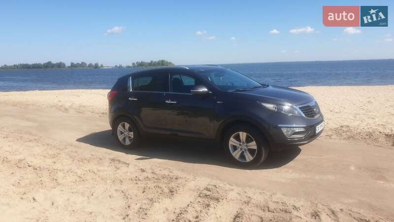 Позашляховик / Кросовер Kia Sportage 2011 в Черкасах