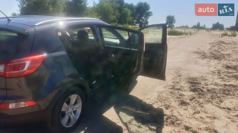Позашляховик / Кросовер Kia Sportage 2011 в Черкасах