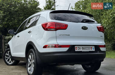 Позашляховик / Кросовер Kia Sportage 2015 в 