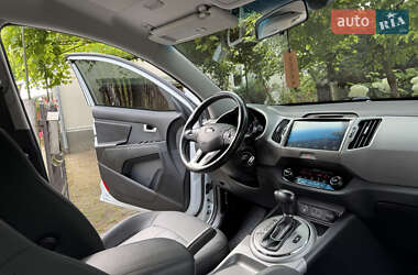 Позашляховик / Кросовер Kia Sportage 2015 в 