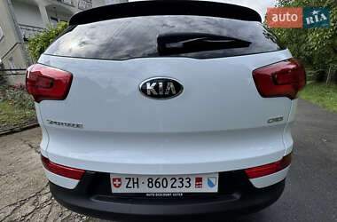 Позашляховик / Кросовер Kia Sportage 2015 в 