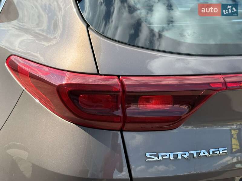 Внедорожник / Кроссовер Kia Sportage 2018 в Киеве