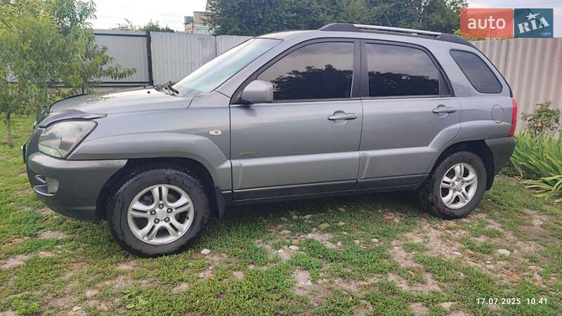 Внедорожник / Кроссовер Kia Sportage 2007 в Краснограде