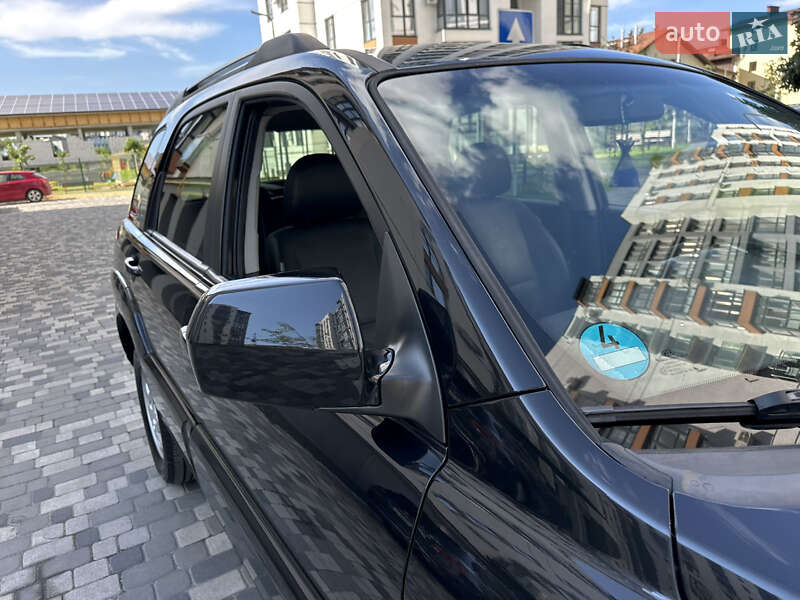 Позашляховик / Кросовер Kia Sportage 2008 в Івано-Франківську