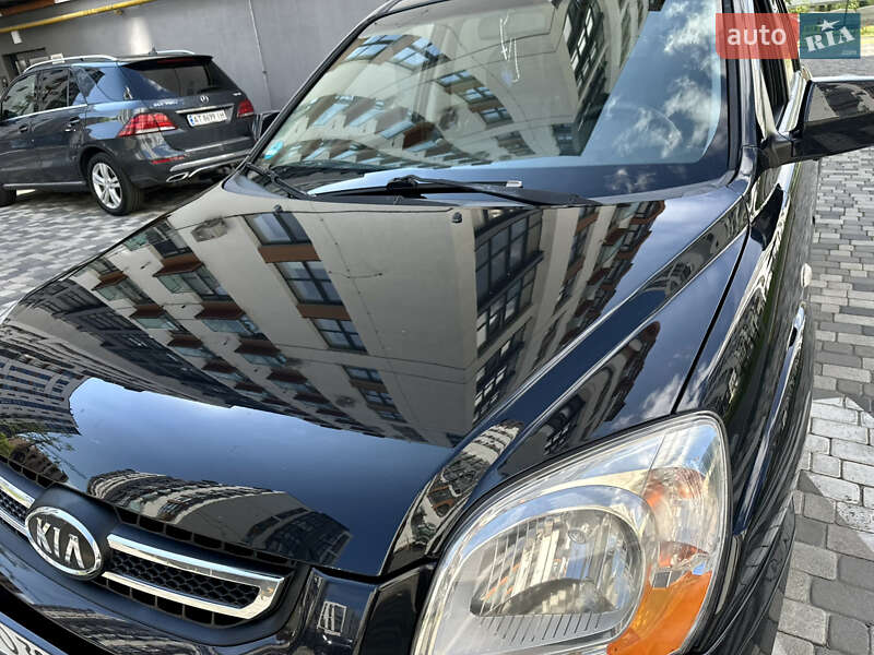 Позашляховик / Кросовер Kia Sportage 2008 в Івано-Франківську