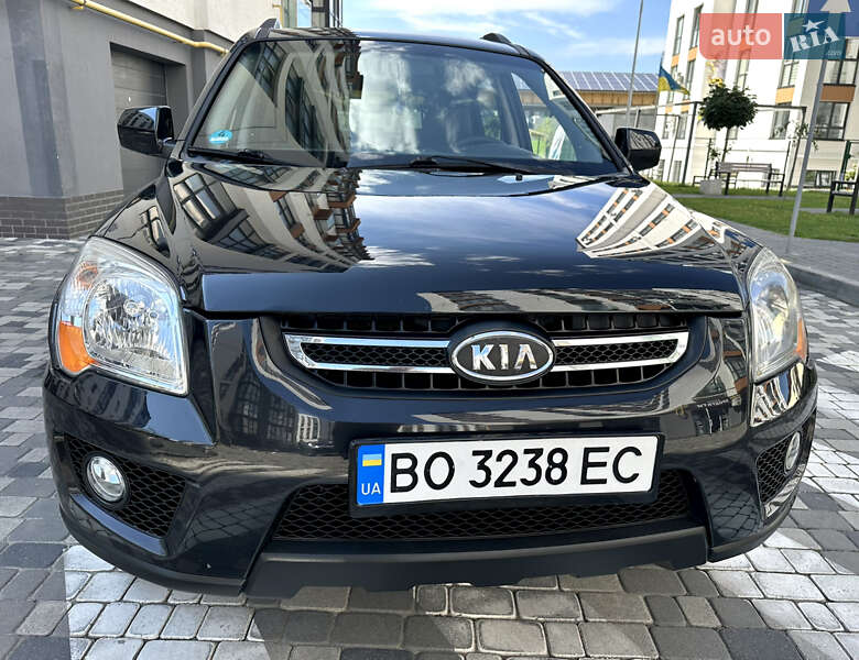 Позашляховик / Кросовер Kia Sportage 2008 в Івано-Франківську