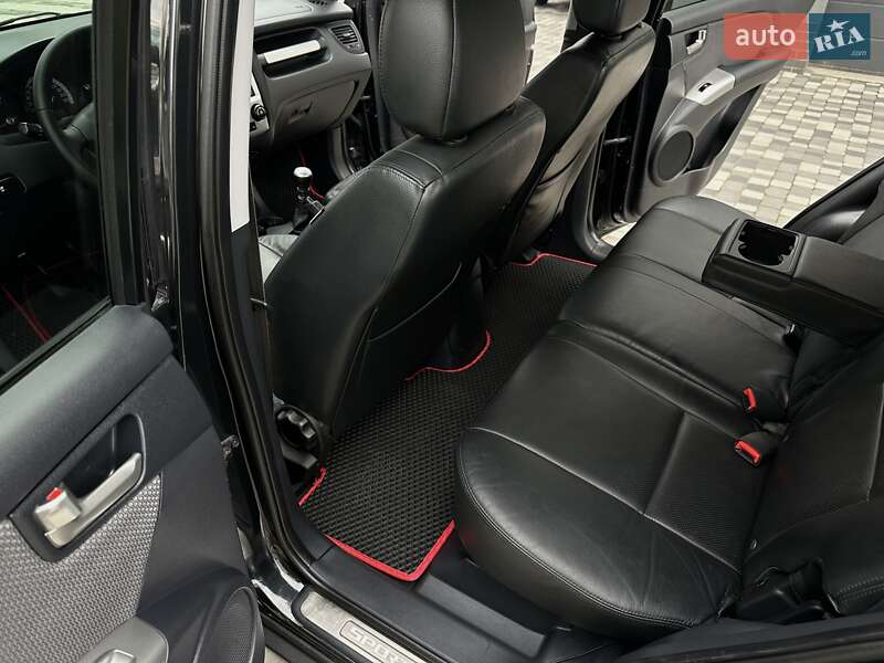 Позашляховик / Кросовер Kia Sportage 2008 в Івано-Франківську