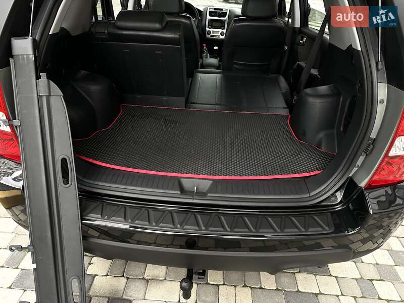 Позашляховик / Кросовер Kia Sportage 2008 в Івано-Франківську