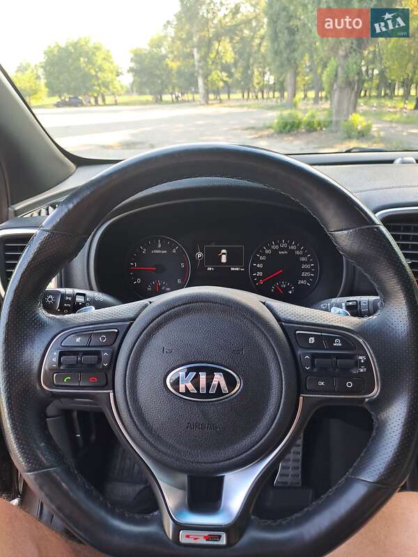 Внедорожник / Кроссовер Kia Sportage 2016 в Павлограде