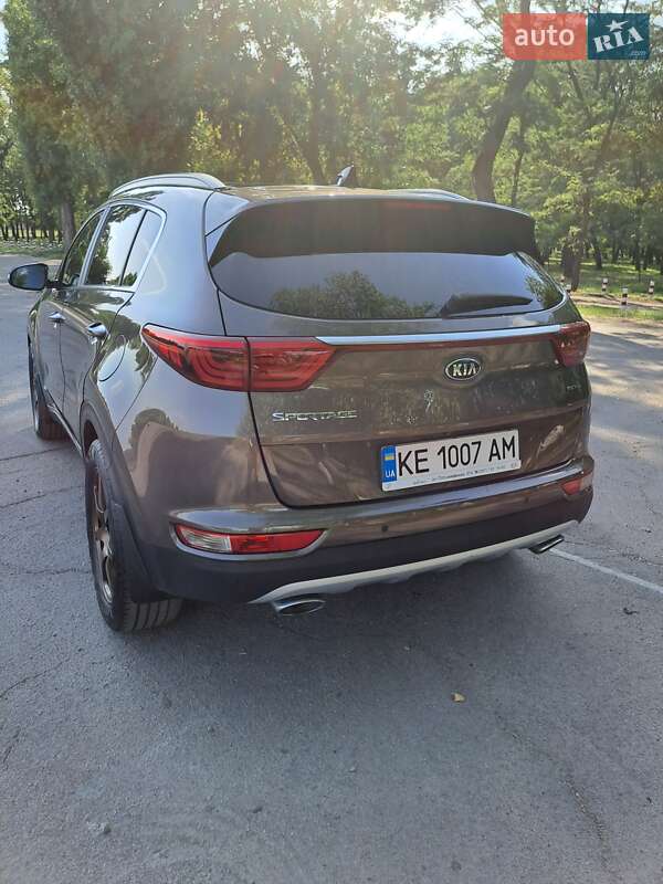 Внедорожник / Кроссовер Kia Sportage 2016 в Павлограде