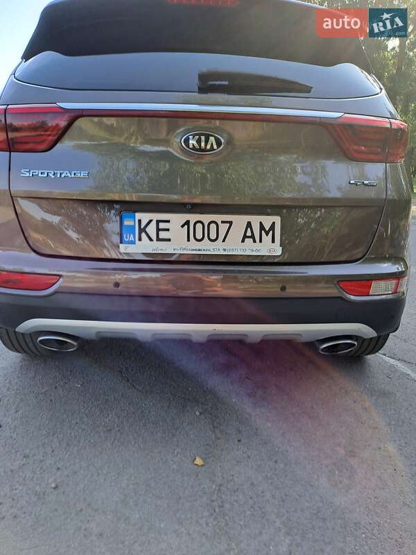 Внедорожник / Кроссовер Kia Sportage 2016 в Павлограде