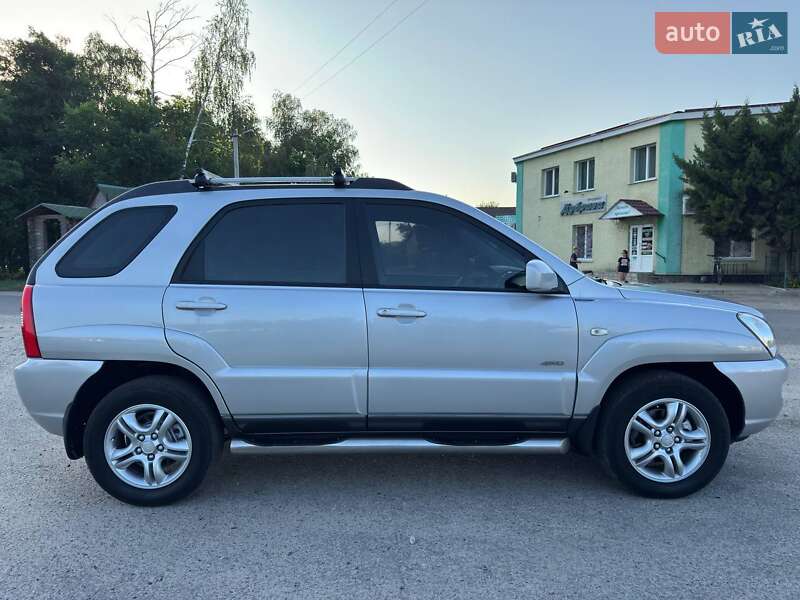 Позашляховик / Кросовер Kia Sportage 2008 в Охтирці