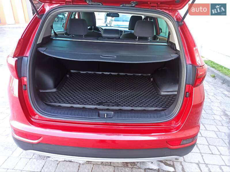 Внедорожник / Кроссовер Kia Sportage 2017 в Львове