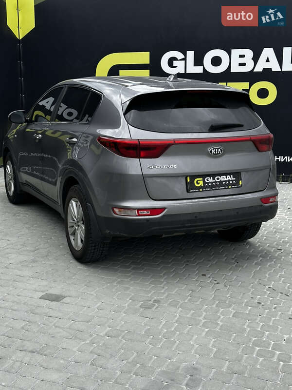 Внедорожник / Кроссовер Kia Sportage 2017 в Львове