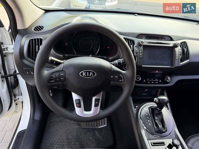 Внедорожник / Кроссовер Kia Sportage 2014 в Одессе