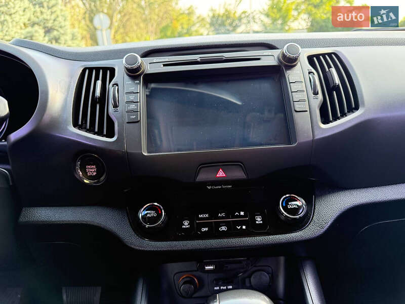 Внедорожник / Кроссовер Kia Sportage 2014 в Одессе