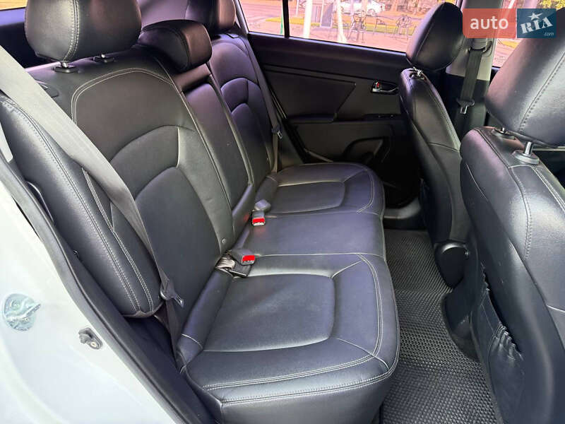 Внедорожник / Кроссовер Kia Sportage 2014 в Одессе