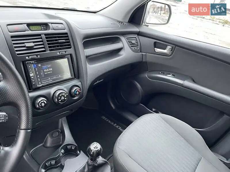 Внедорожник / Кроссовер Kia Sportage 2008 в Виннице