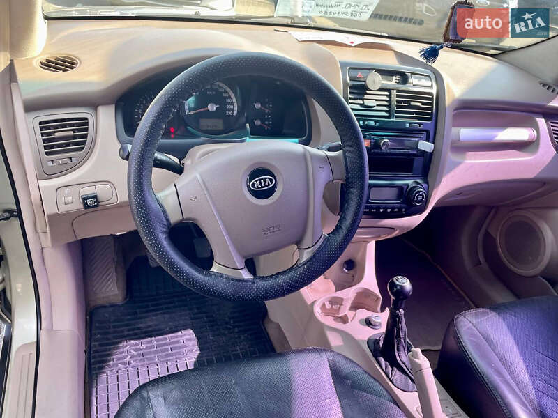 Внедорожник / Кроссовер Kia Sportage 2006 в Киеве