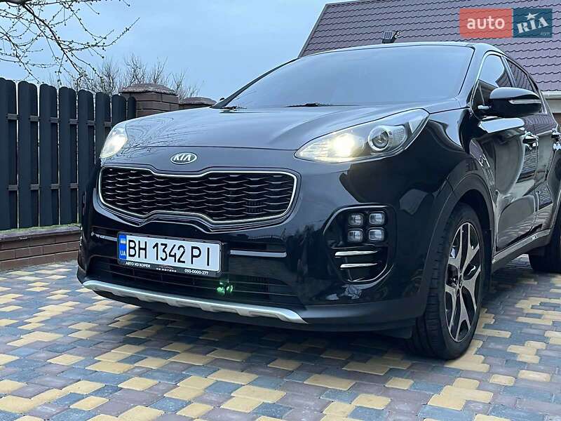 Внедорожник / Кроссовер Kia Sportage 2015 в Великой Михайловке