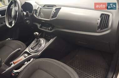 Внедорожник / Кроссовер Kia Sportage 2012 в Городке