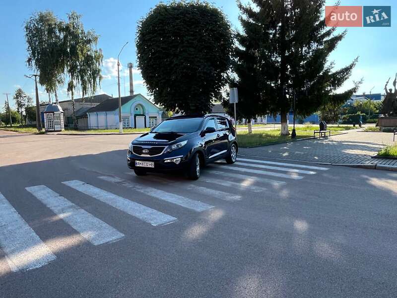 Позашляховик / Кросовер Kia Sportage 2011 в Овручі