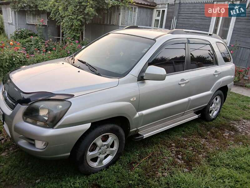 Позашляховик / Кросовер Kia Sportage 2008 в Конотопі