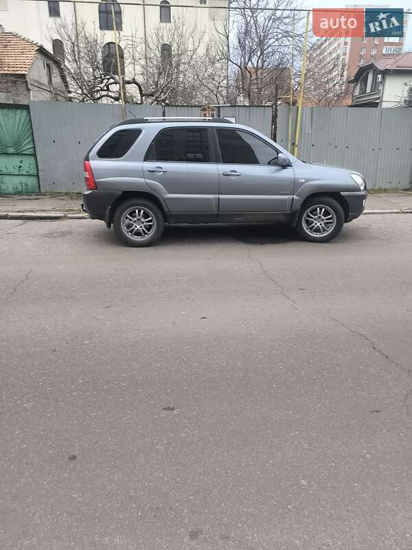 Внедорожник / Кроссовер Kia Sportage 2005 в Одессе