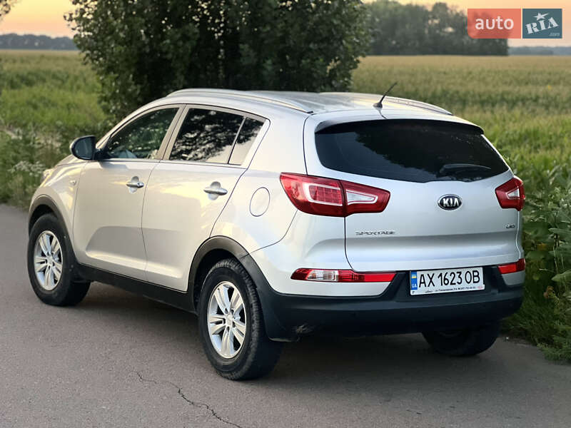 Позашляховик / Кросовер Kia Sportage 2013 в Борисполі
