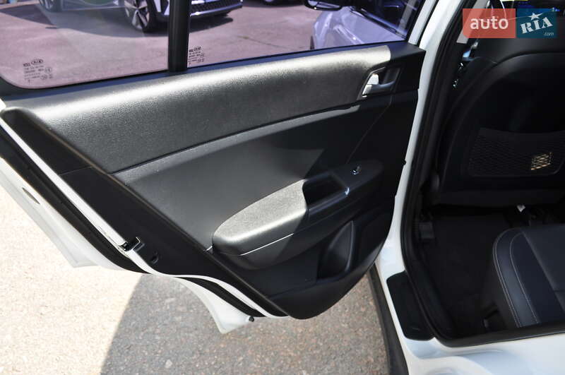 Внедорожник / Кроссовер Kia Sportage 2018 в Киеве