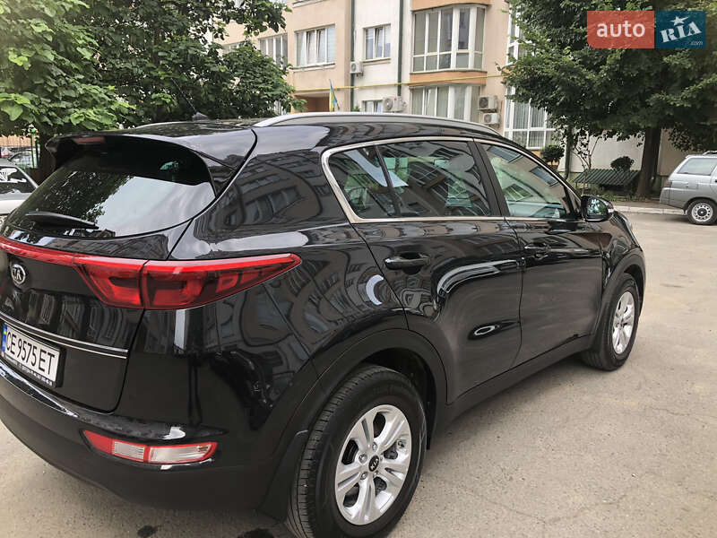 Внедорожник / Кроссовер Kia Sportage 2016 в Черновцах