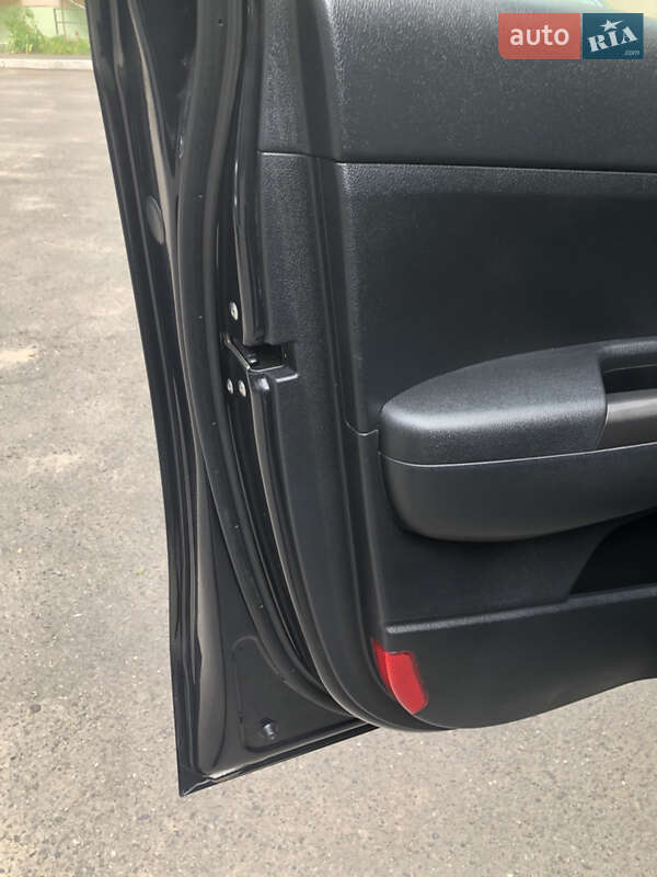 Внедорожник / Кроссовер Kia Sportage 2016 в Черновцах