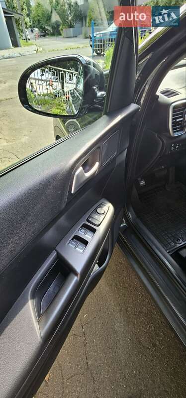 Внедорожник / Кроссовер Kia Sportage 2019 в Киеве