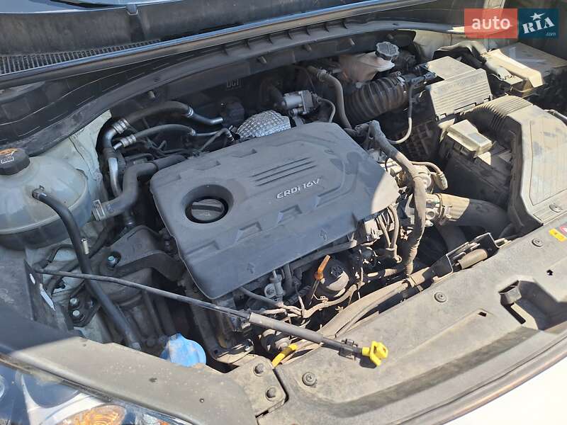 Внедорожник / Кроссовер Kia Sportage 2015 в Одессе