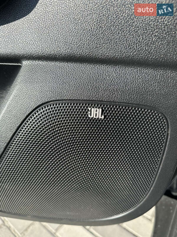 Позашляховик / Кросовер Kia Sportage 2017 в Києві