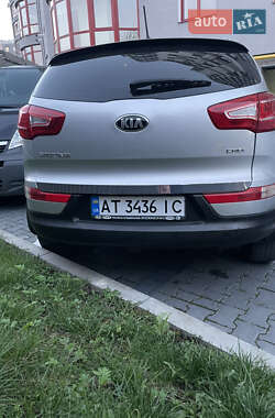 Внедорожник / Кроссовер Kia Sportage 2013 в Ивано-Франковске