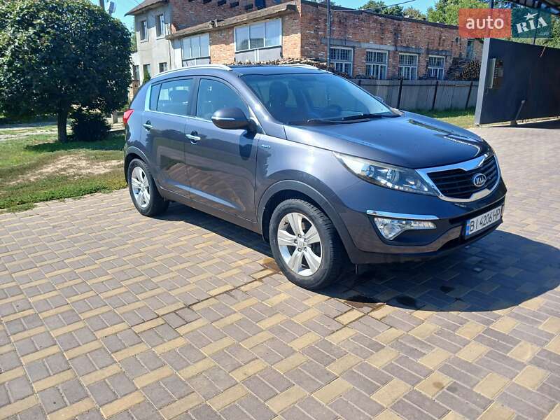 Внедорожник / Кроссовер Kia Sportage 2012 в Диканьке