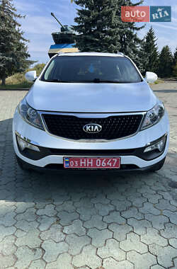 Внедорожник / Кроссовер Kia Sportage 2015 в Дубно